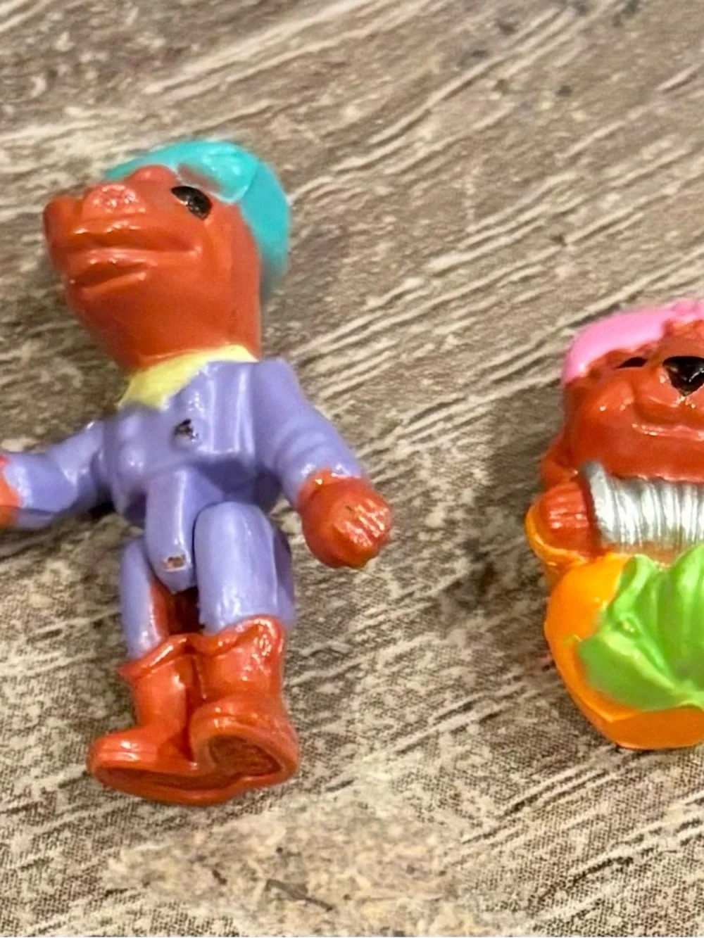Bluebird Toys: Polly Pocket 1994 Light-up Horseshoe Saloon